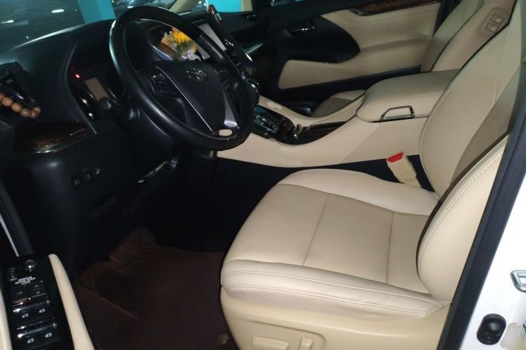 Used Toyota Alphard 2018 Revised Version 3.5L Luxury Edition Left Front Seat