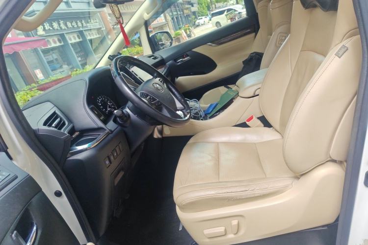 Used Toyota Alphard 2018 Revised Version 3.5L Luxury Edition Left Front Seat