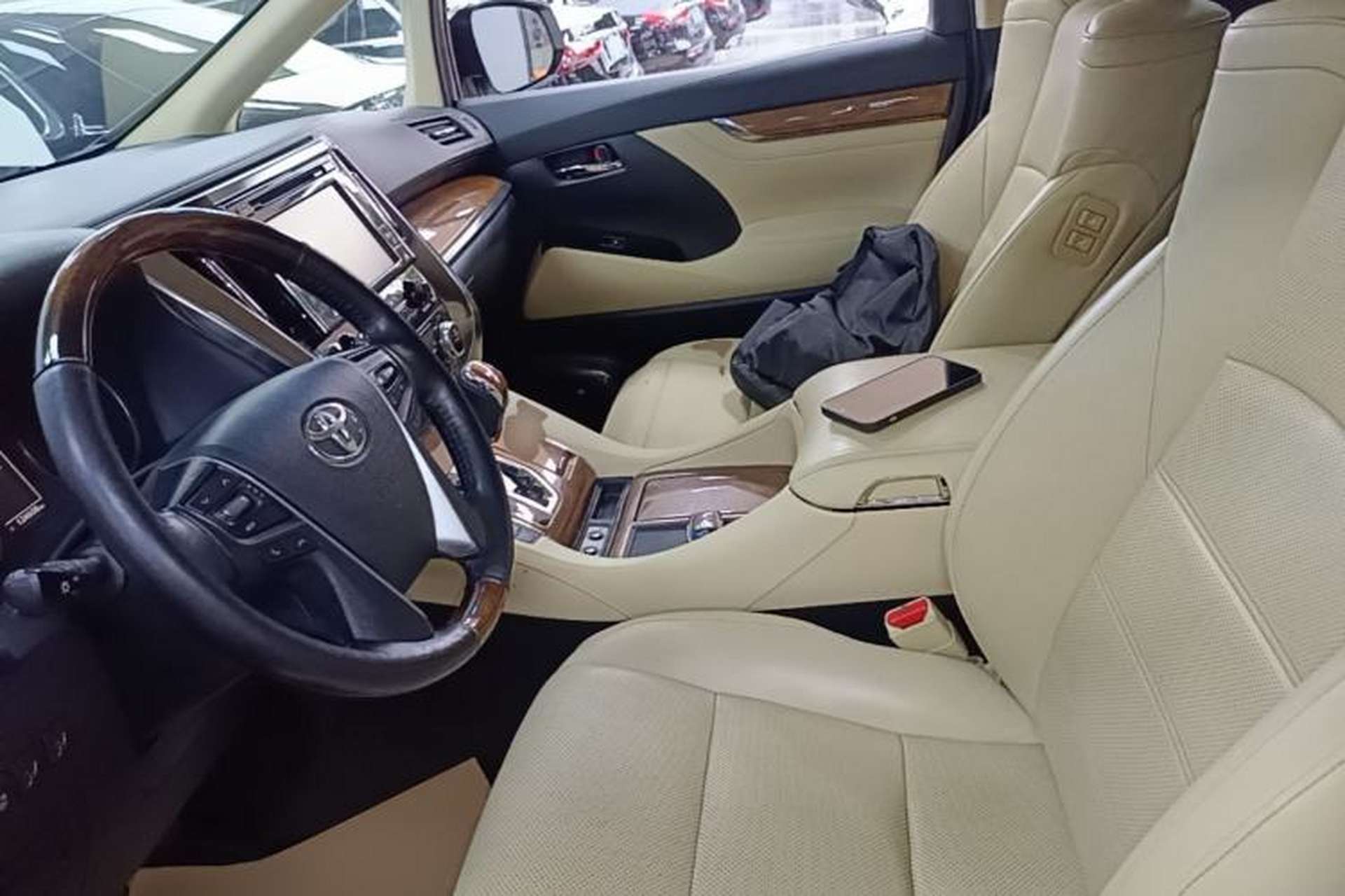 Used Toyota Alphard 2018 3.5L Prestige Edition Left Front Seat