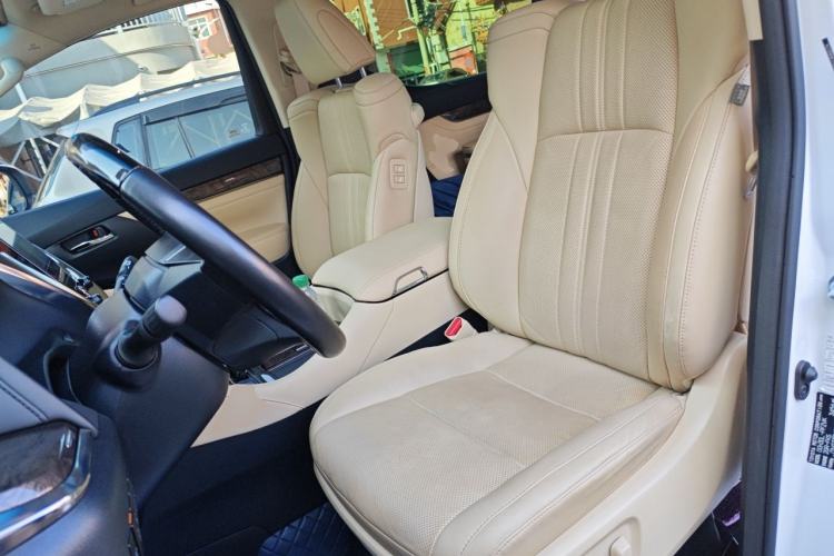 Used Toyota Alphard 2018 Revised Version 3.5L Premium Edition Left Front Seat