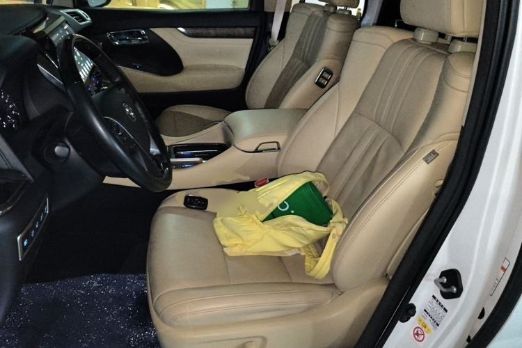 Used Toyota Alphard 2018 Revised Version 3.5L Premium Edition Left Front Seat
