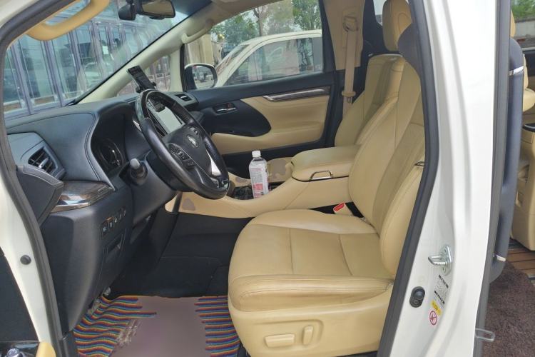 Used Toyota Alphard 2018 Revised Version 3.5L Premium Edition Left Front Seat