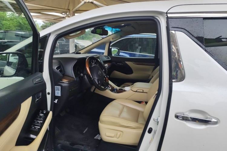 Used Toyota Alphard 2018 3.5L Prestige Edition Left Front Seat