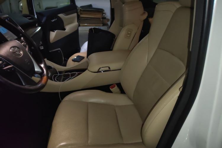 Used Toyota Alphard 2018 3.5L Prestige Edition Left Front Seat