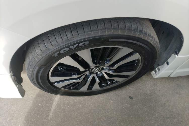 Used Toyota Alphard 2018 Revised Version 3.5L Luxury Edition Left Front Wheel Hub