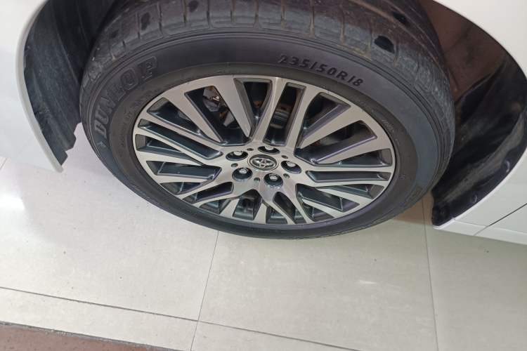 Used Toyota Alphard 2018 3.5L Prestige Edition Left Front Wheel Hub