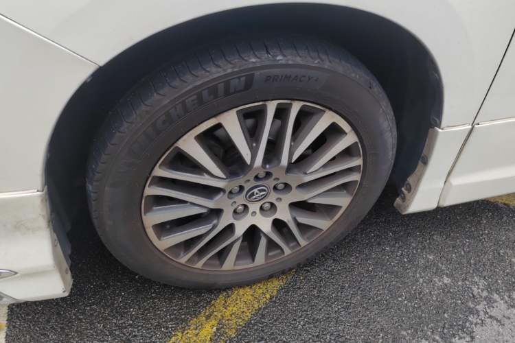 Used Toyota Alphard 2018 3.5L Luxury Edition Left Front Wheel Hub