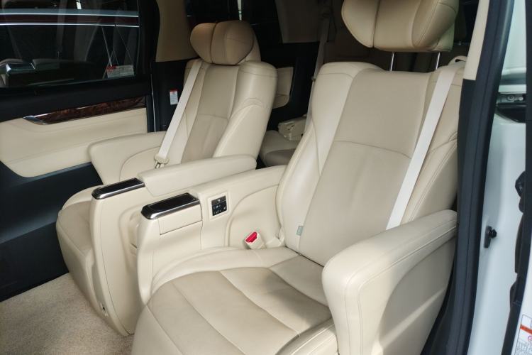 Used Toyota Alphard 2018 Revised Version 3.5L Luxury Edition Left Rear Seat