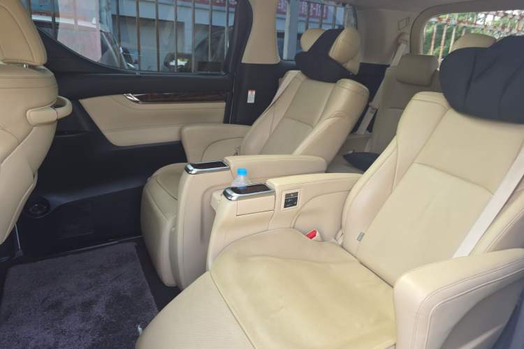 Used Toyota Alphard 2018 Revised Version 3.5L Luxury Edition Left Rear Seat