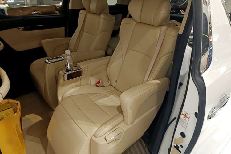 Used Toyota Alphard 2018 3.5L Luxury Edition Left Rear Seat