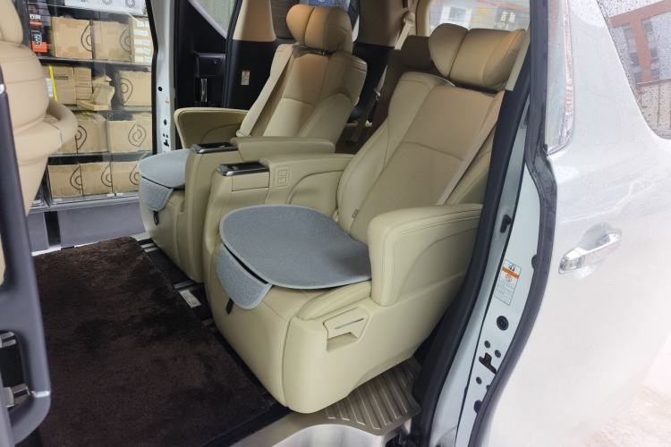 Used Toyota Alphard 2018 3.5L Luxury Edition Left Rear Seat