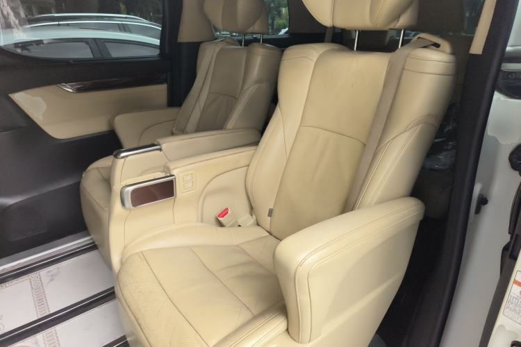 Used Toyota Alphard 2018 3.5L Luxury Edition Left Rear Seat