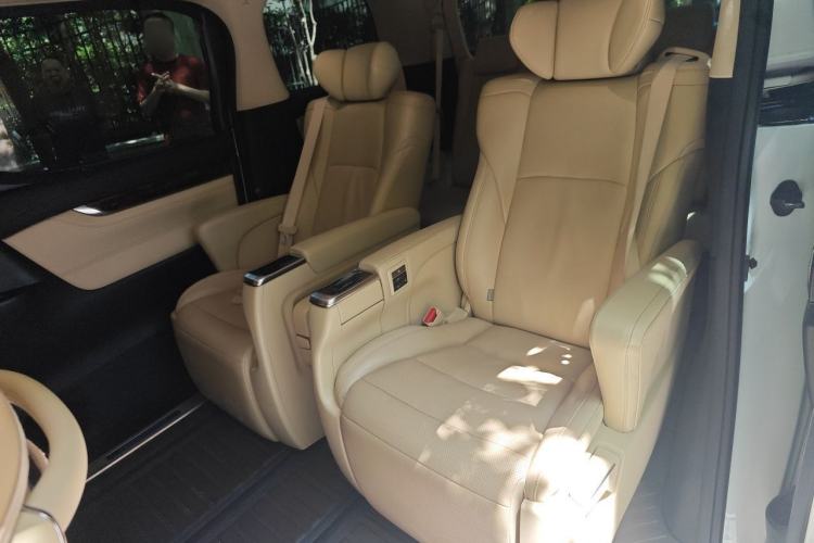 Used Toyota Alphard 2018 Revised Version 3.5L Luxury Edition Left Rear Seat