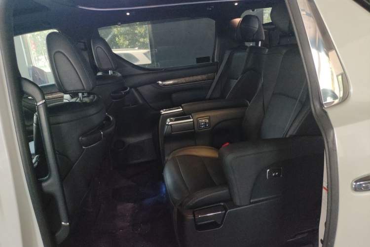 Used Toyota Alphard 2018 Revised Version 3.5L Premium Edition Left Rear Seat