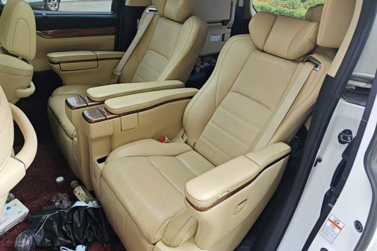 Used Toyota Alphard 2018 3.5L Prestige Edition Left Rear Seat