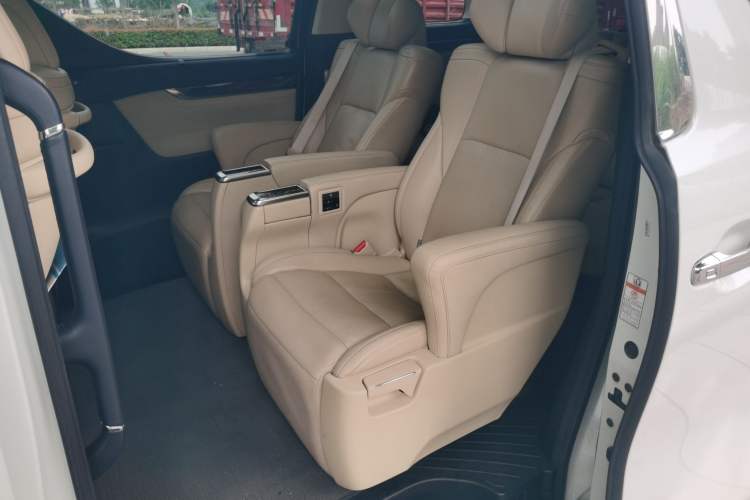 Used Toyota Alphard 2018 Revised Version 3.5L Luxury Edition Left Rear Seat