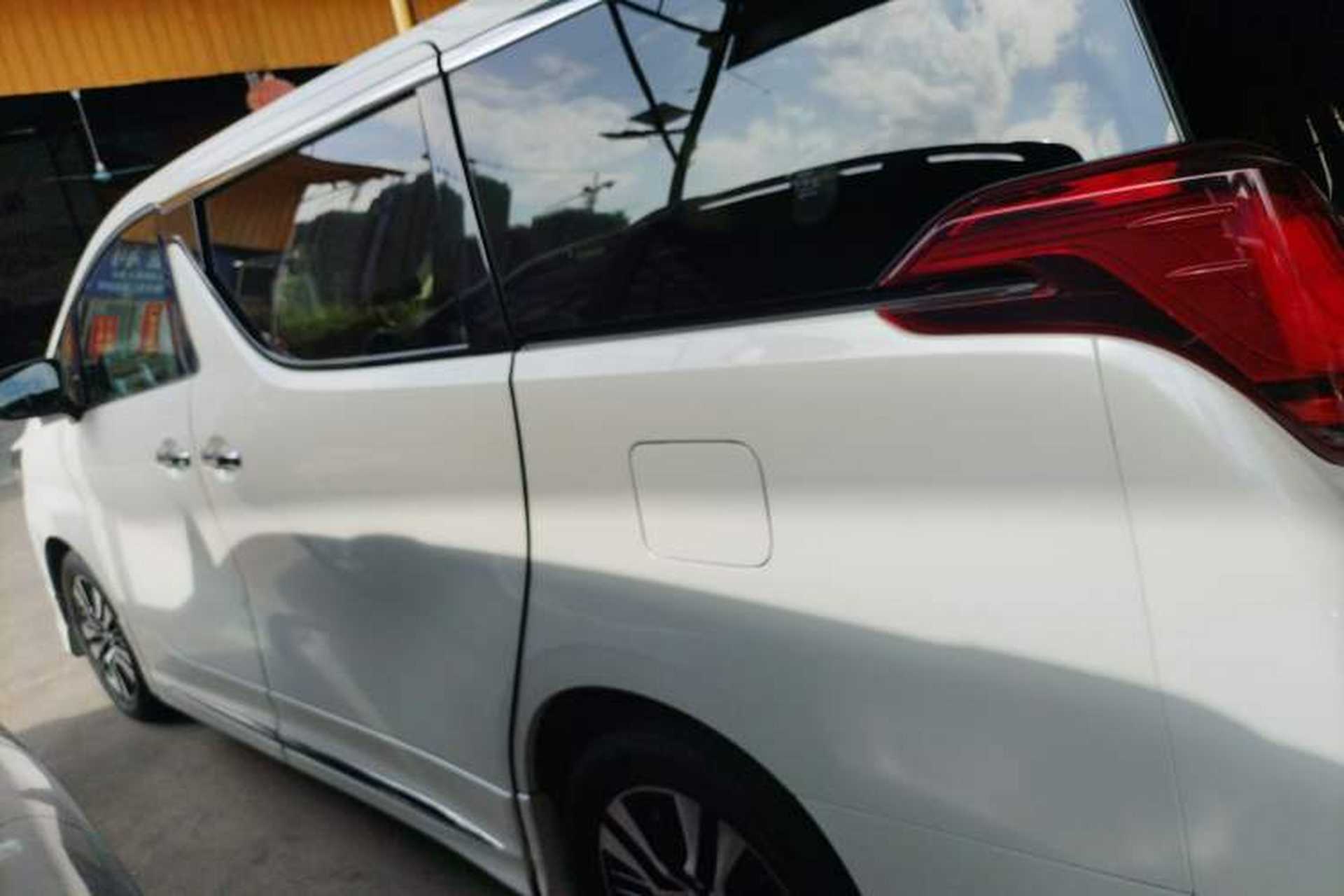 Used Toyota Alphard 2018 Revised Version 3.5L Luxury Edition Left Side
