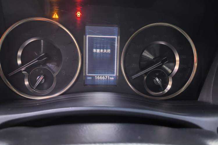 Used Toyota Alphard 2018 Revised Version 3.5L Premium Edition Odometer Close Up