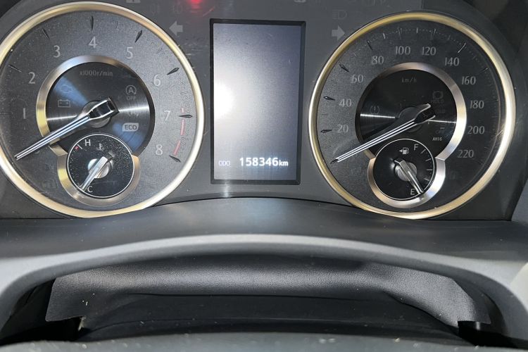 Used Toyota Alphard 2018 Revised Version 3.5L Luxury Edition Odometer Close Up