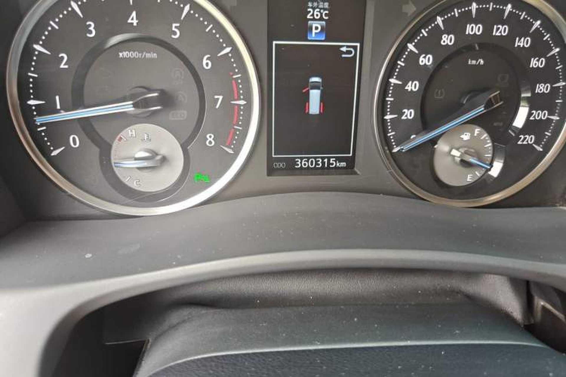 Used Toyota Alphard 2018 3.5L Luxury Edition Odometer Close Up