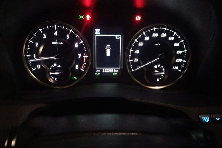Used Toyota Alphard 2018 Revised Version 3.5L Luxury Edition Odometer Close Up