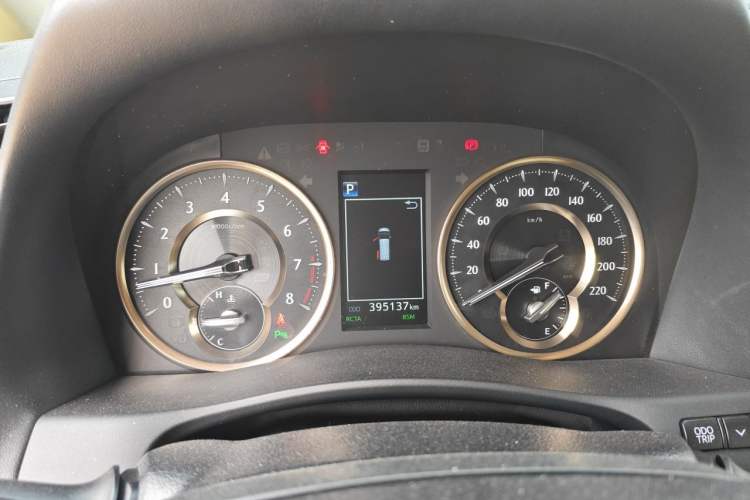 Used Toyota Alphard 2018 Revised Version 3.5L Premium Edition Odometer Close Up