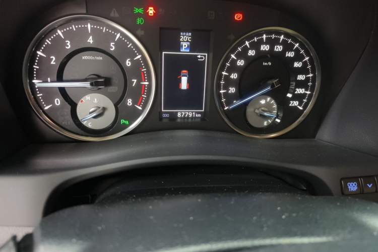 Used Toyota Alphard 2018 3.5L Luxury Edition Odometer Close Up