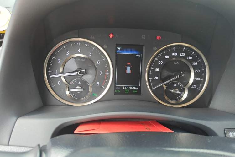 Used Toyota Alphard 2018 Revised Version 3.5L Premium Edition Odometer Close Up