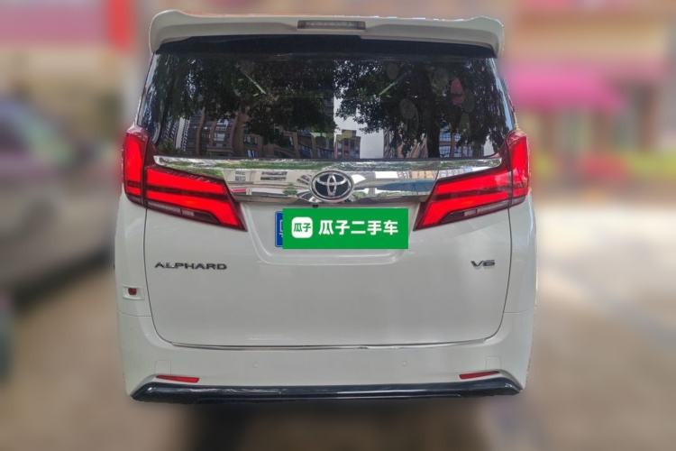 Used Toyota Alphard 2018 Revised Version 3.5L Luxury Edition Rear