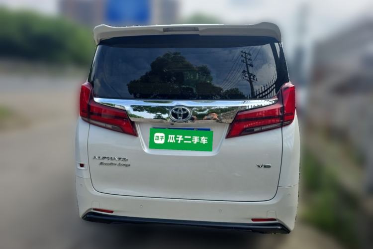 Used Toyota Alphard 2018 Revised Version 3.5L Luxury Edition Rear