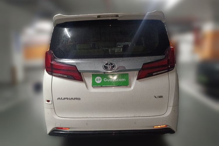 Used Toyota Alphard 2018 Revised Version 3.5L Luxury Edition Rear