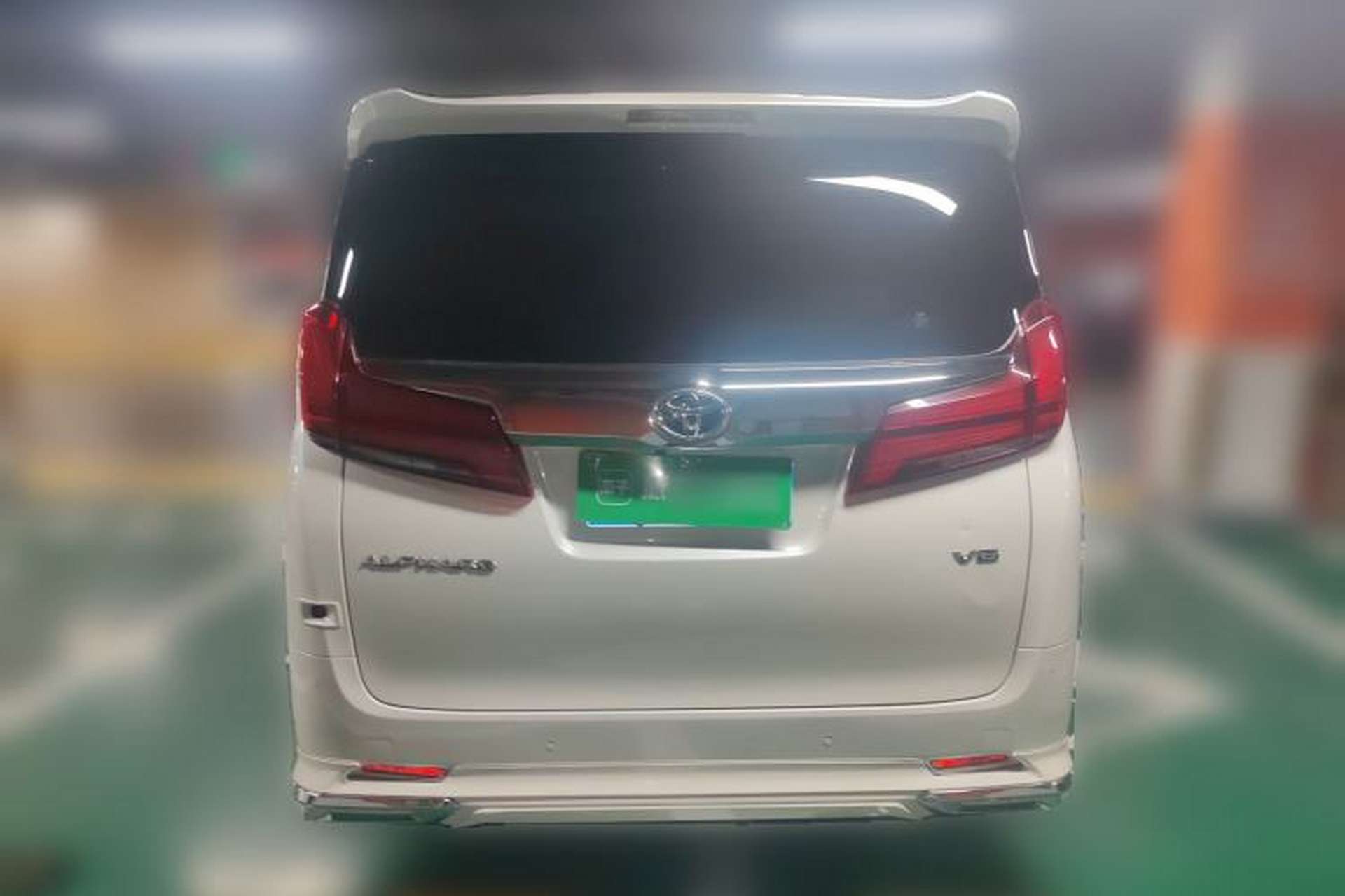 Used Toyota Alphard 2018 Revised Version 3.5L Luxury Edition Rear