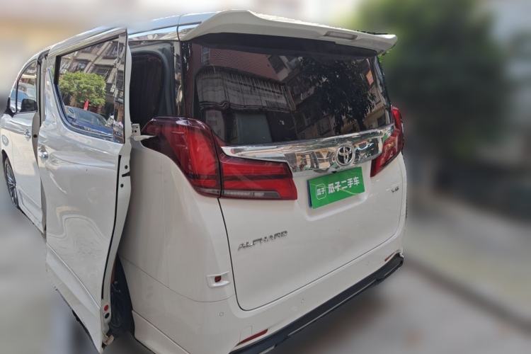 Used Toyota Alphard 2018 Revised Version 3.5L Luxury Edition Rear Left 45 Deg