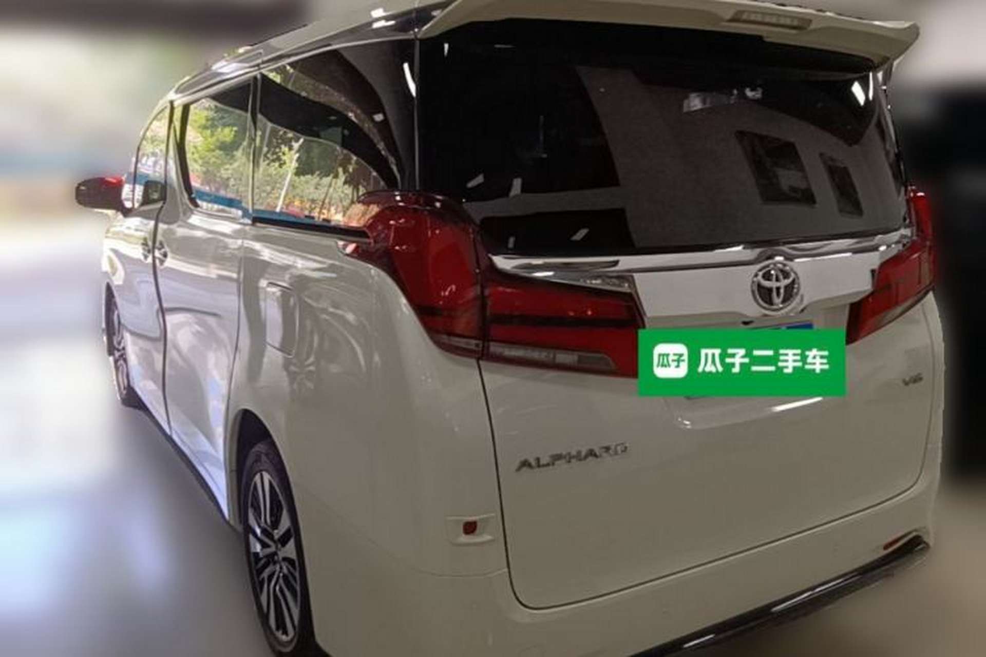Used Toyota Alphard 2018 Revised Version 3.5L Luxury Edition Rear Left 45 Deg