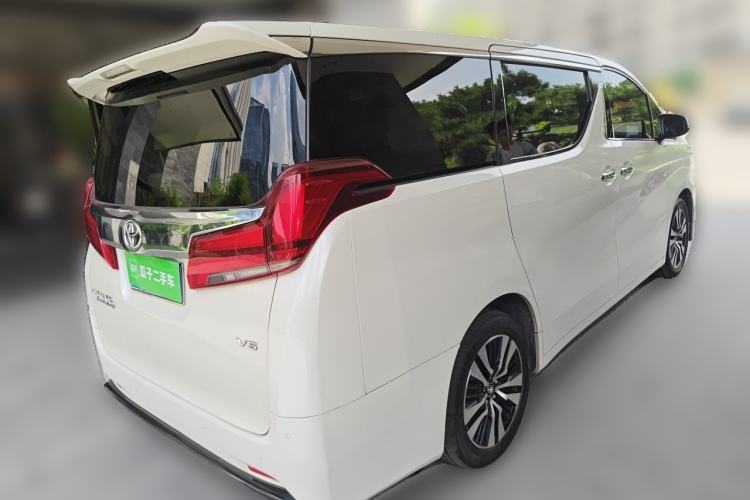 Used Toyota Alphard 2018 Revised Version 3.5L Premium Edition Rear Right 45 Deg
