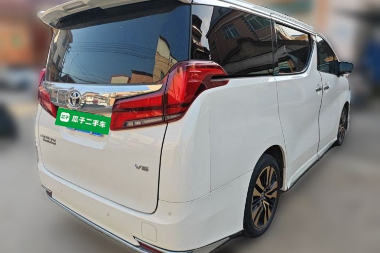 Used Toyota Alphard 2018 Revised Version 3.5L Premium Edition Rear Right 45 Deg