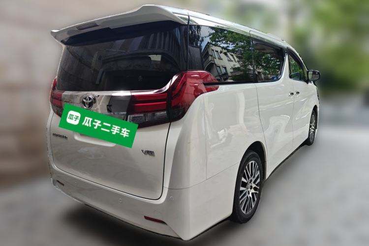 Used Toyota Alphard 2018 3.5L Luxury Edition Rear Right 45 Deg