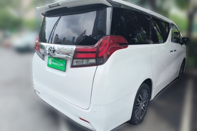 Used Toyota Alphard 2018 3.5L Luxury Edition Rear Right 45 Deg
