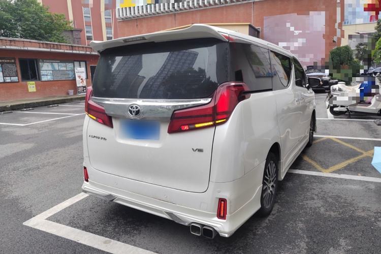Used Toyota Alphard 2018 3.5L Luxury Edition Rear Right 45 Deg