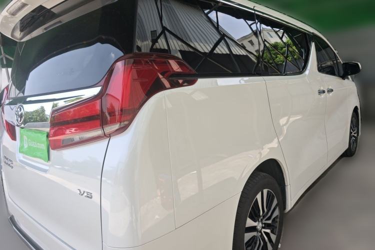 Used Toyota Alphard 2018 Revised Version 3.5L Premium Edition Rear Right 45 Deg