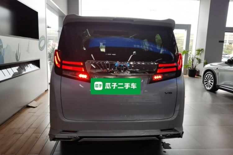 Used Toyota Alphard 2018 3.5L Luxury Edition Rear