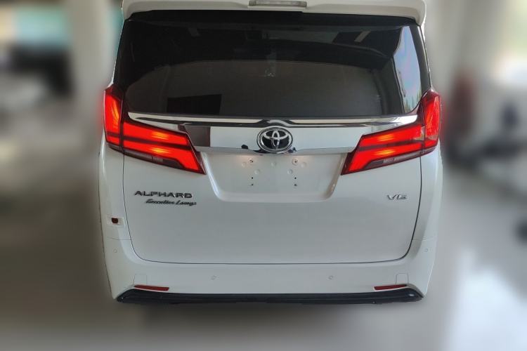Used Toyota Alphard 2018 Revised Version 3.5L Premium Edition Rear