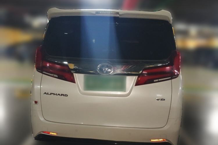 Used Toyota Alphard 2018 Revised Version 3.5L Luxury Edition Rear
