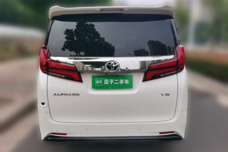 Used Toyota Alphard 2018 Revised Version 3.5L Luxury Edition Rear