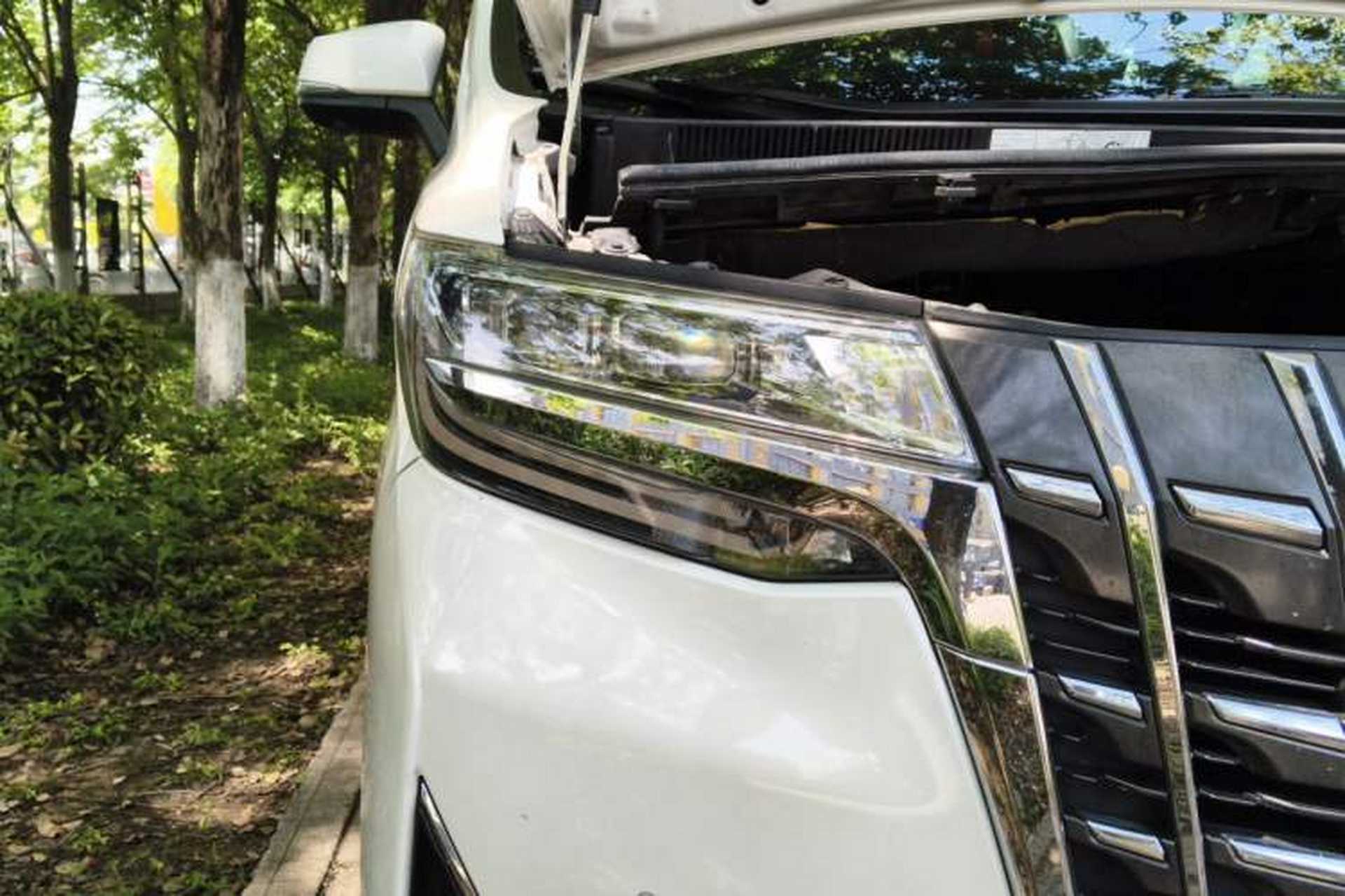 Used Toyota Alphard 2018 Revised Version 3.5L Luxury Edition Right Front Headlight