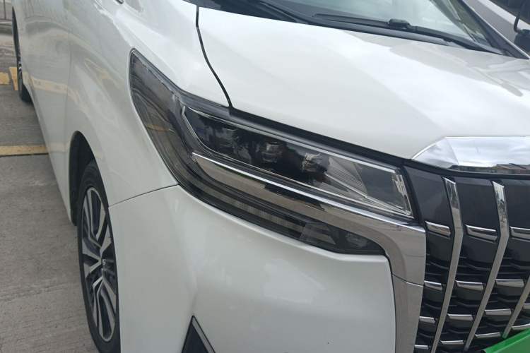 Used Toyota Alphard 2018 Revised Version 3.5L Premium Edition Right Front Headlight
