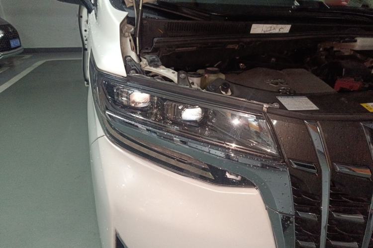 Used Toyota Alphard 2018 Revised Version 3.5L Luxury Edition Right Front Headlight