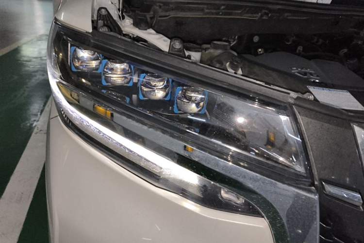Used Toyota Alphard 2018 Revised Version 3.5L Premium Edition Right Front Headlight