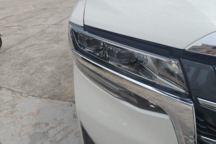 Used Toyota Alphard 2018 Revised Version 3.5L Premium Edition Right Front Headlight