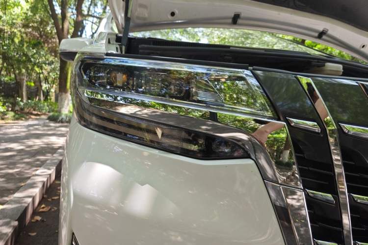 Used Toyota Alphard 2018 Revised Version 3.5L Luxury Edition Right Front Headlight